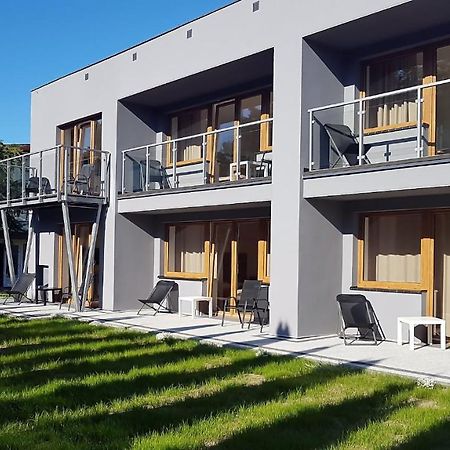 Wodnik Uslugi Hotelarskie, Apartamenty Рови Екстериор снимка