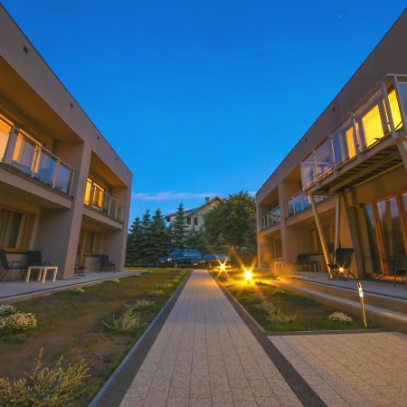 Wodnik Uslugi Hotelarskie, Apartamenty Рови Екстериор снимка