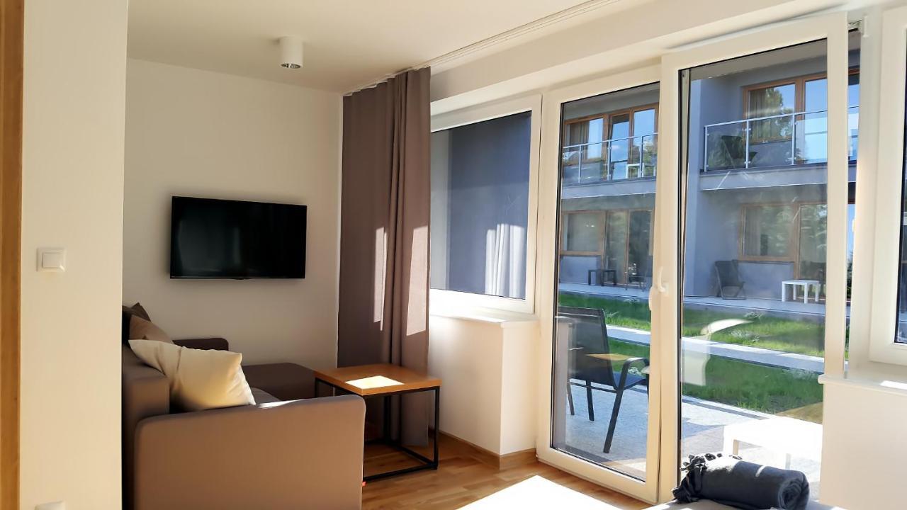 Wodnik Uslugi Hotelarskie, Apartamenty Рови Екстериор снимка
