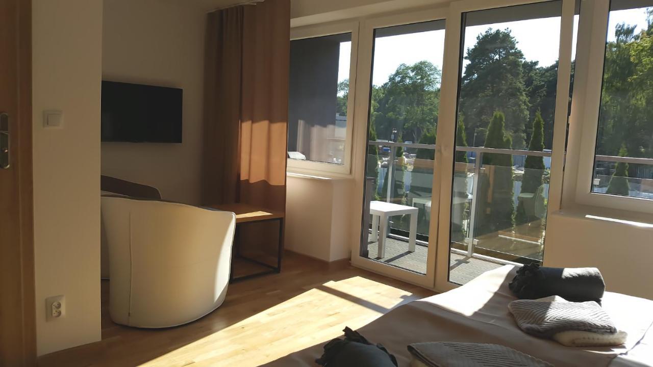 Wodnik Uslugi Hotelarskie, Apartamenty Рови Екстериор снимка