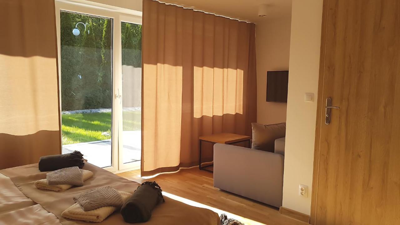 Wodnik Uslugi Hotelarskie, Apartamenty Рови Екстериор снимка